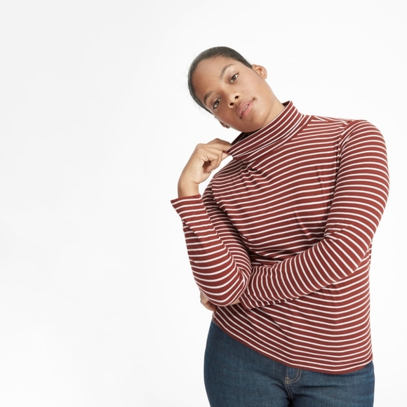 Everlane Tops - Everlane cotton turtleneck tee